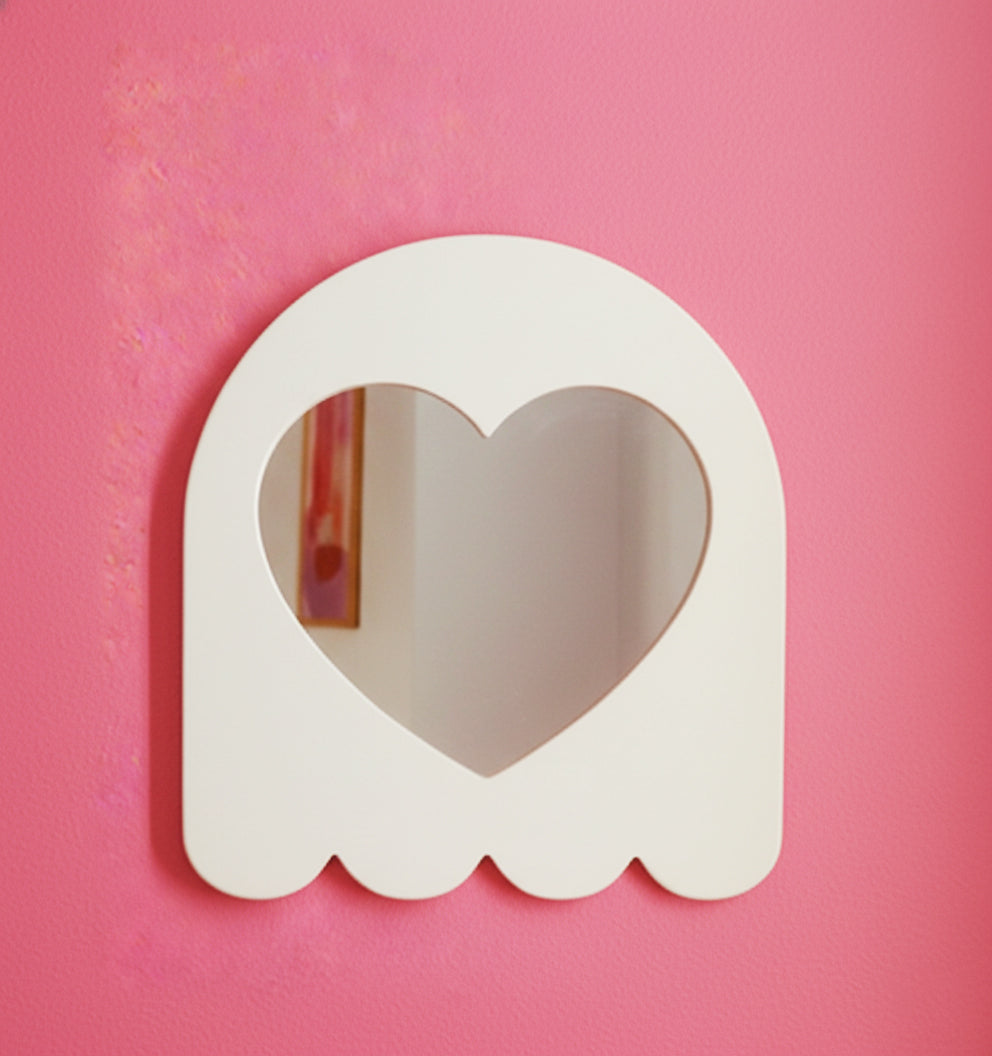 Pretty Little Mirror